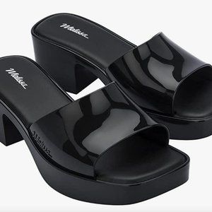 Melissa Shape Sandals, black, size 9/EU 40